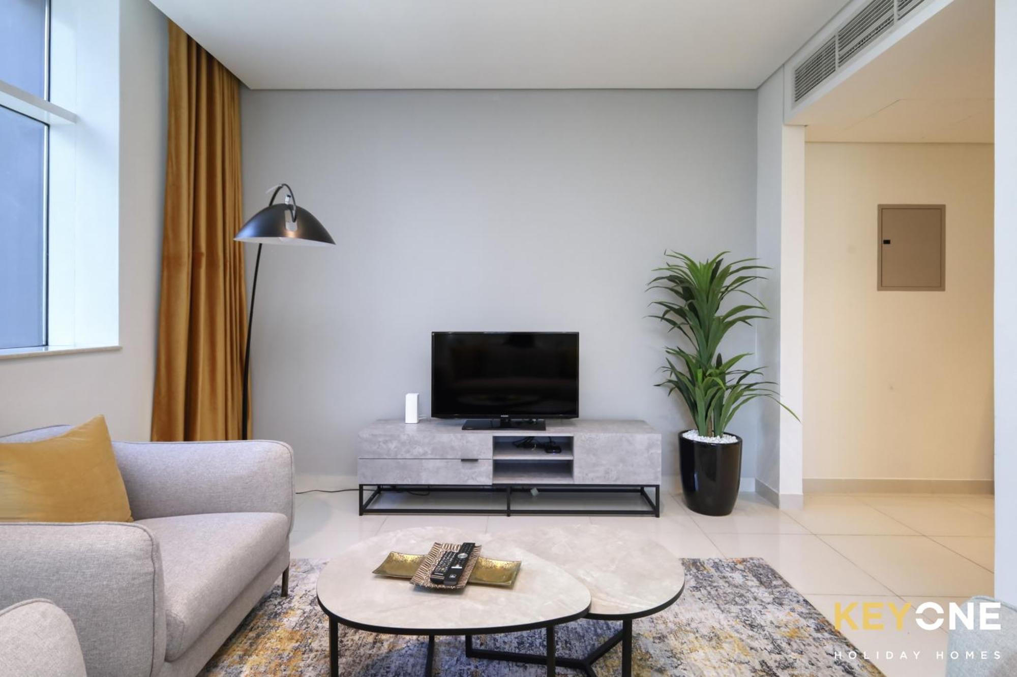 The Cosmopolitan Serene Living In A One Bedroom Dubai